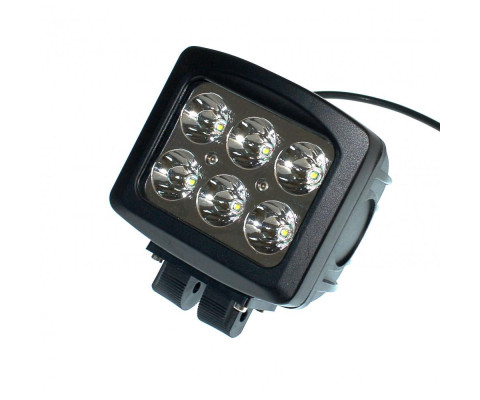 Светодиодная фара AllLight 20T-60W 6 chip CREE 9-30V Светодиодная фара AllLight 20T-60W 6 chip CREE 9-30V