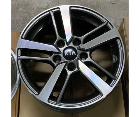 Replica Kia (KI5463) 6.5x16 5x114.3 ET40 DIA67.1 (GMF)