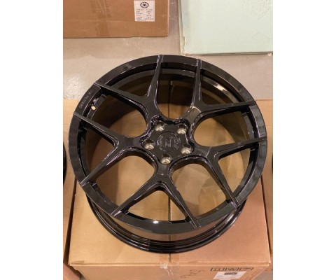 WS Forged WS1414 9x20 5x112 ET33 DIA66.6 (gloss black)