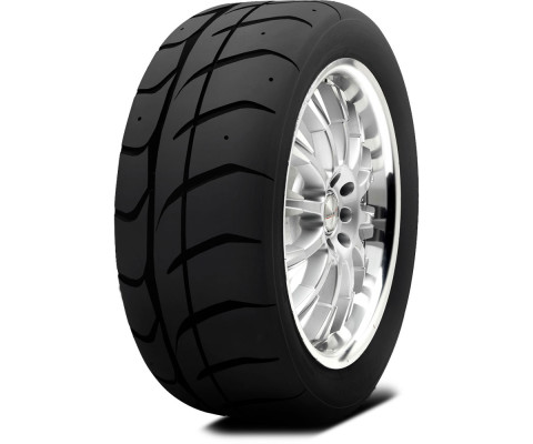 Nitto NT01 245/45 ZR17 95W Nitto NT01 245/45 ZR17 95W