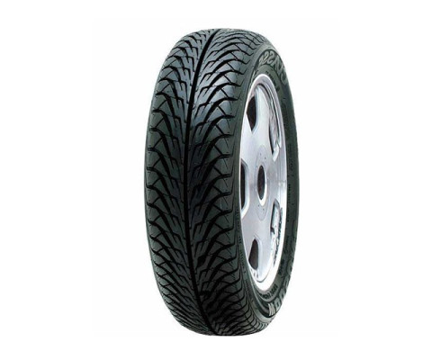 Roadstone Classe Premiere 215/70 R16C 108/106T