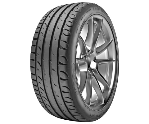 Strial UHP 225/55 R17 XL Strial UHP 225/55 R17 XL